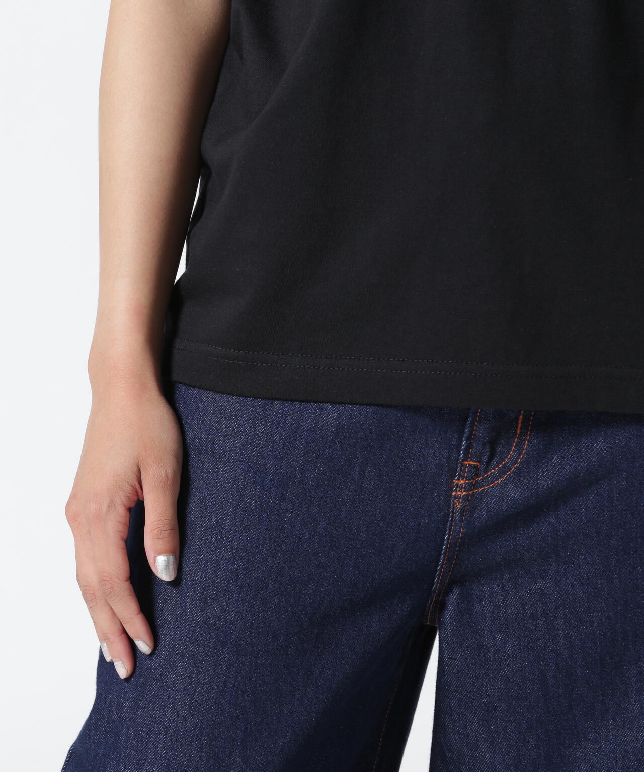 DROIT BELLO（ドロイトベロ）ピンクブラッシュPARIS Tシャツ