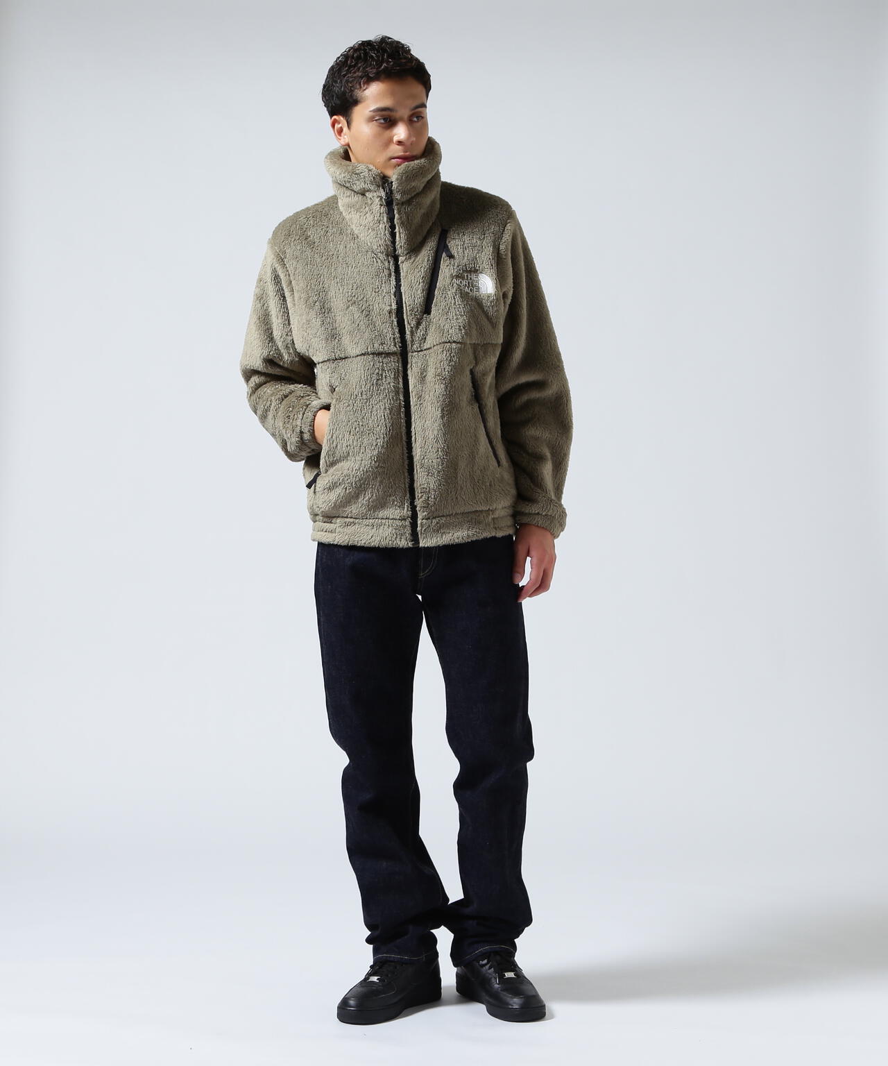THE NORTH FACE (ザ・ノース・フェイス）Verse Loft Jacket