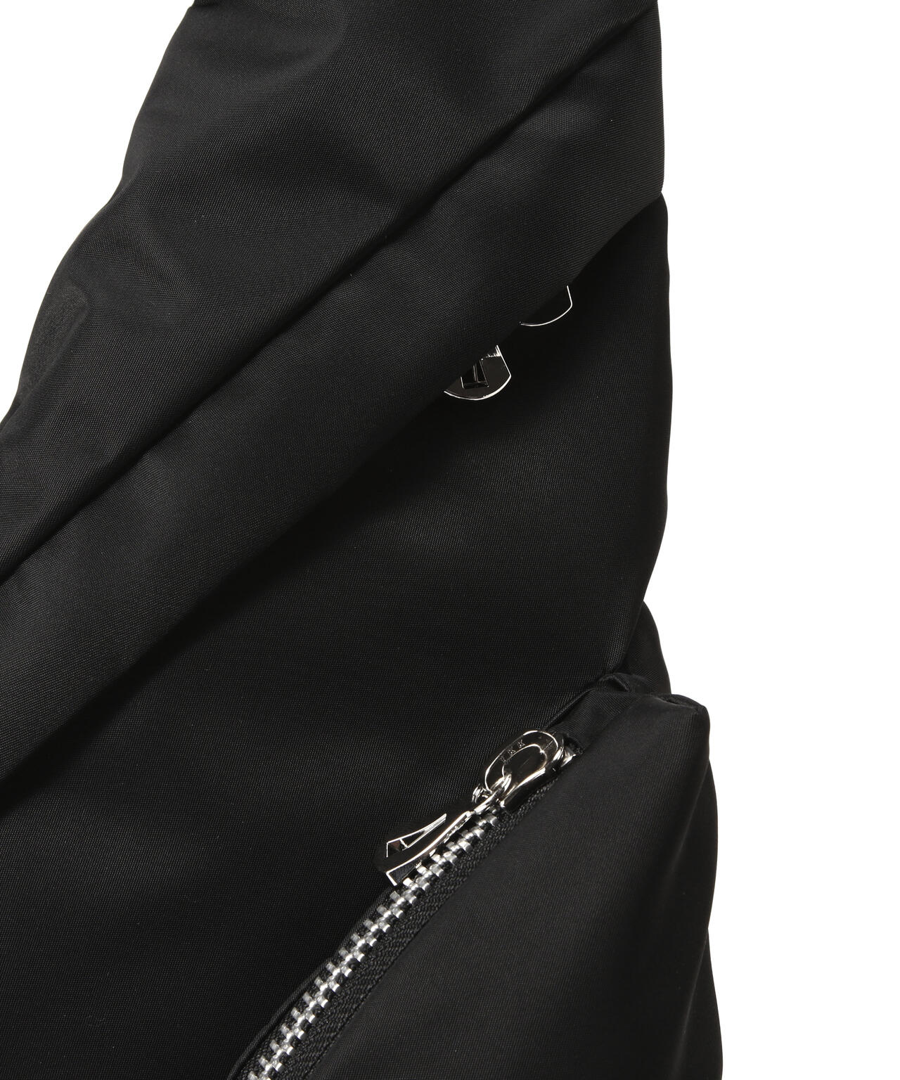 Children of the discordance x iTTi / SLING BAG