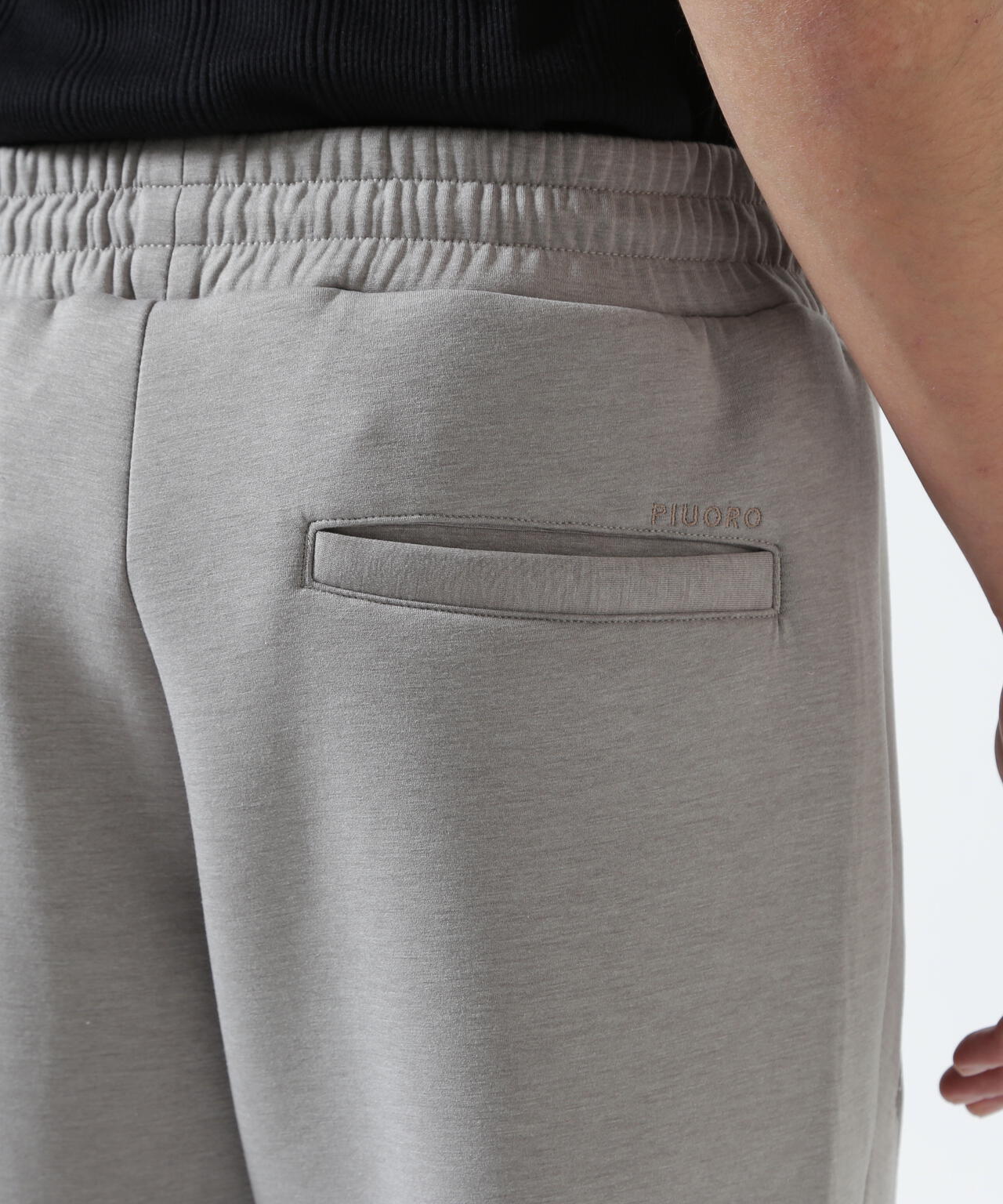 PIUORO(ピウオロ) CARDBOARD JOGGER PANTS