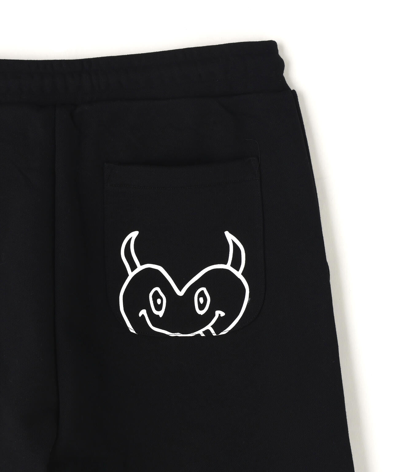 maxsix(マックスシックス）ONI HEART SWEAT PANTS