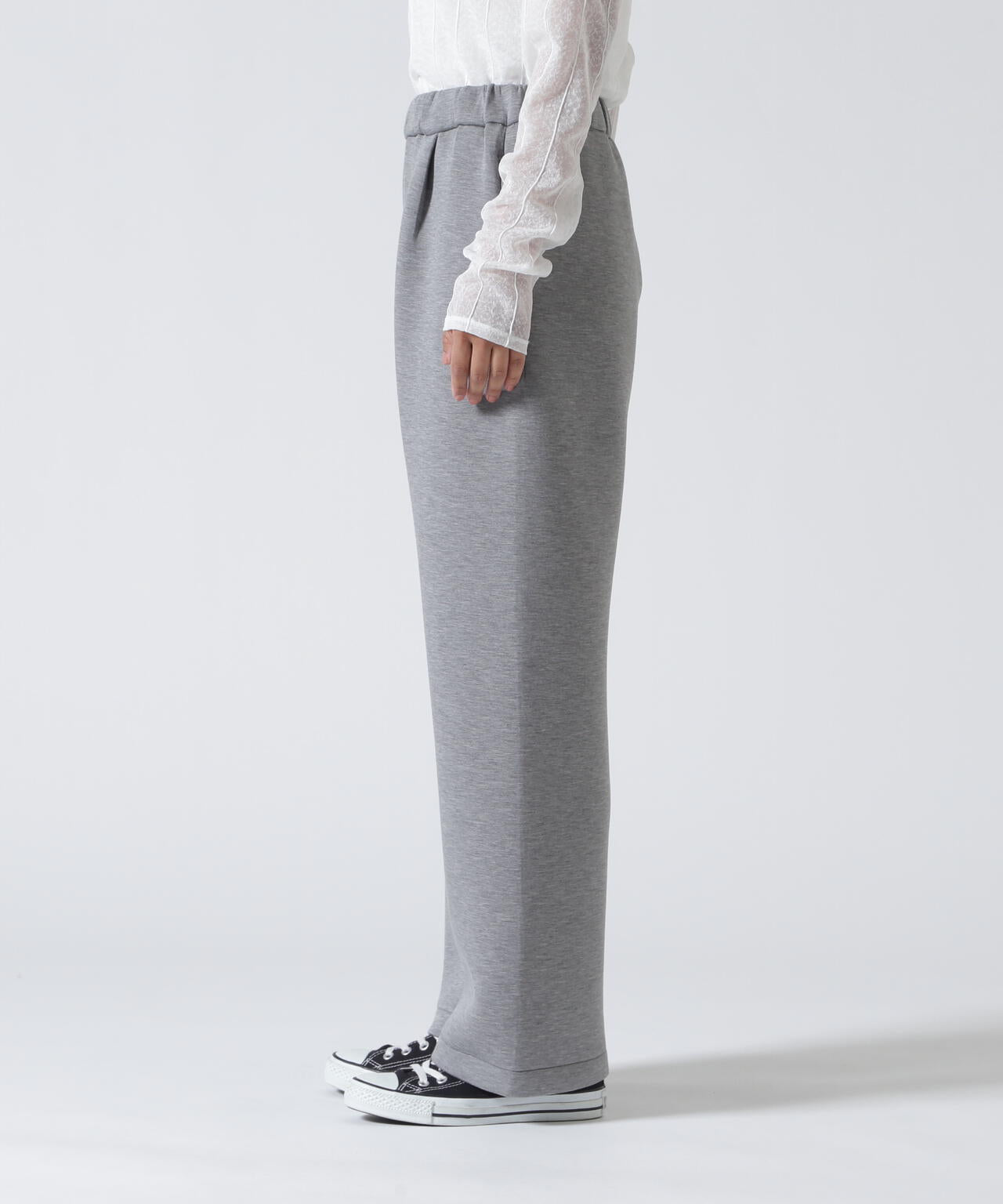 YENN（イエン）SPONDISH TUCK PANTS