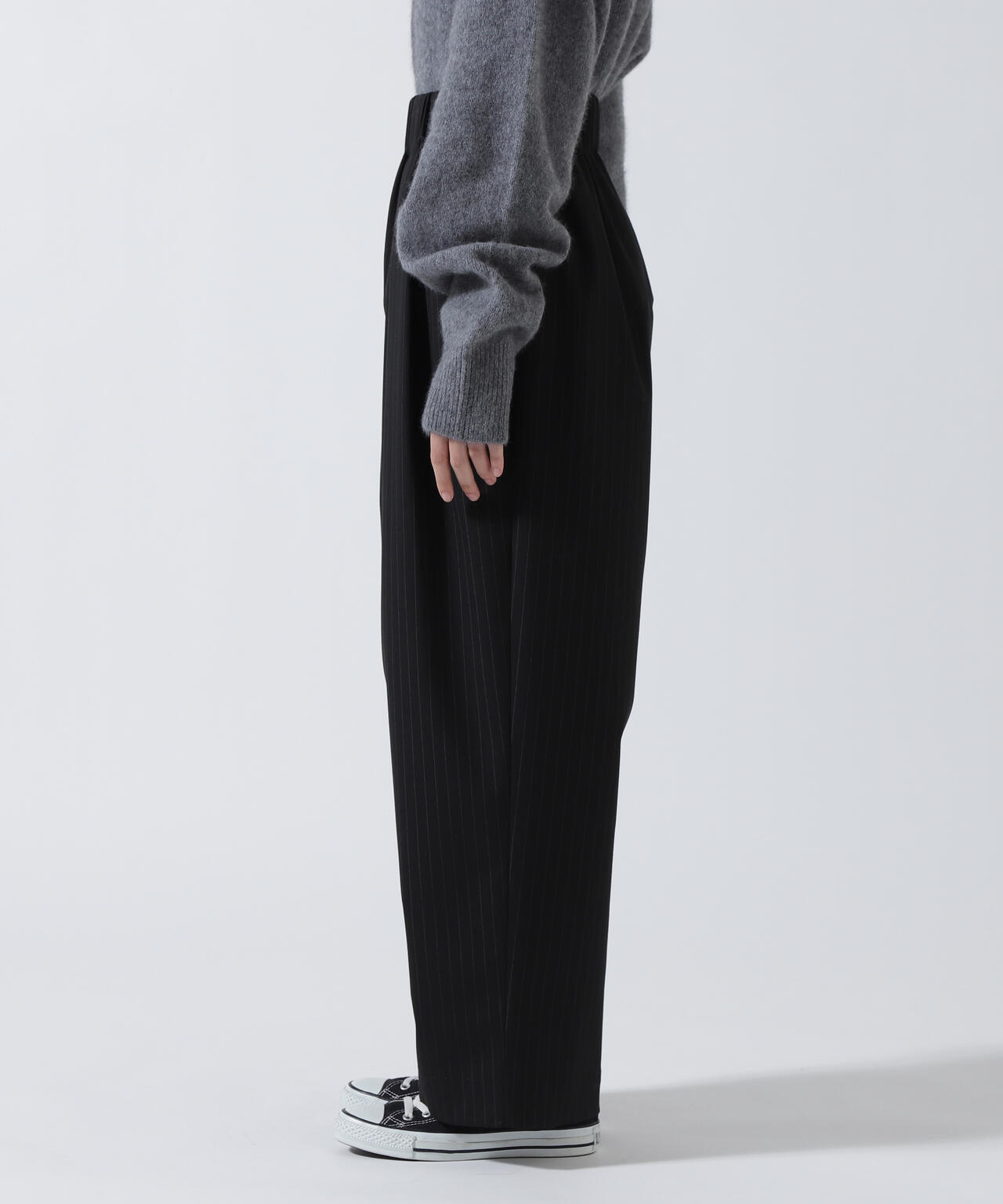 DROIT BELLO（ドロイトベロ）ストライプパンツ
