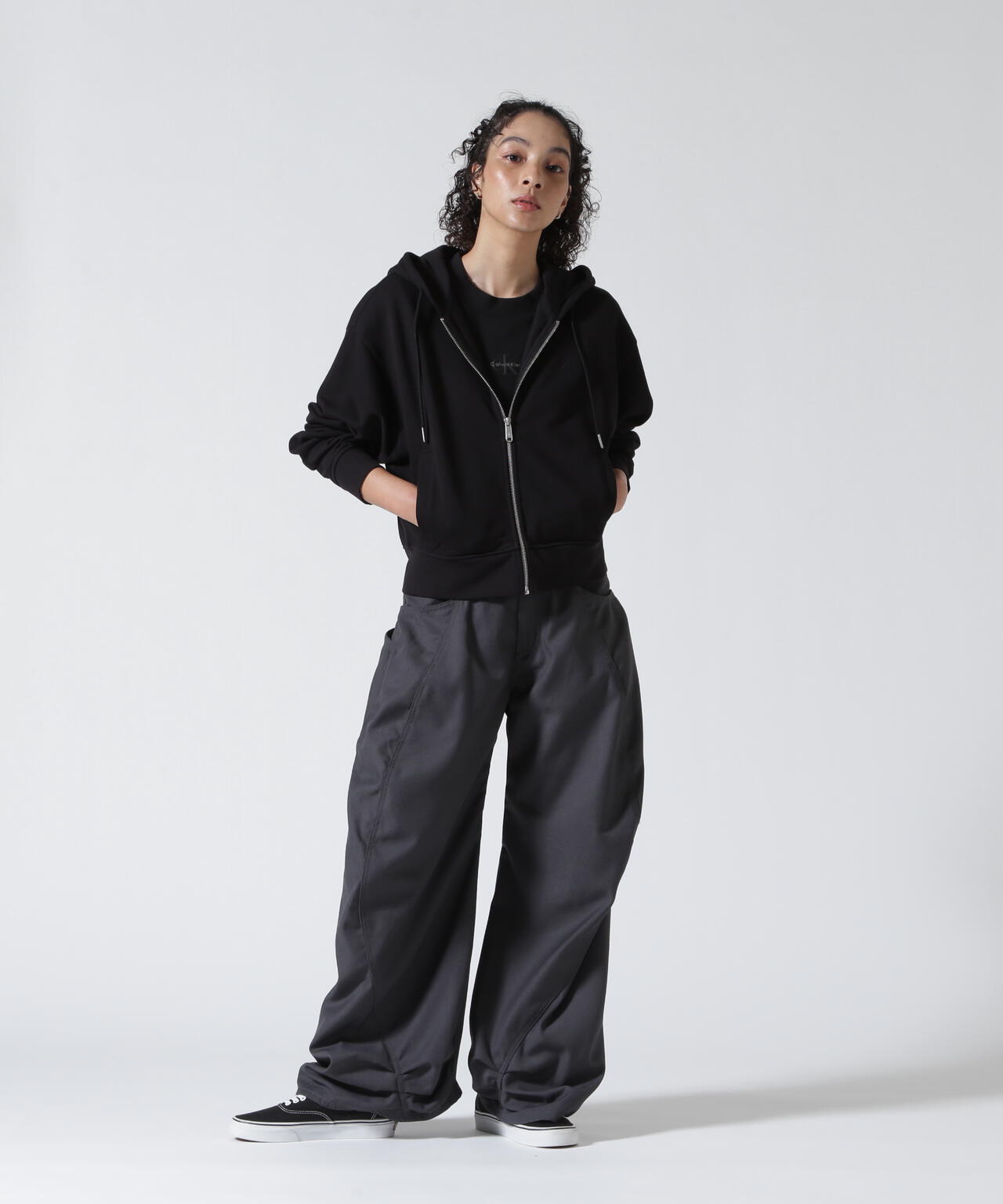 Knuth Marf（クヌースマーフ）tuck design denim pants