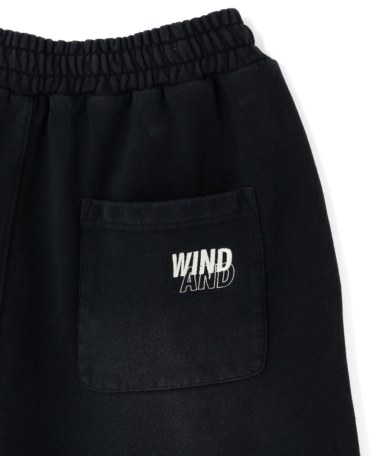 WIND AND SEA（ウィンダンシー）SULFUR DYEING LOGO HALF PANTS
