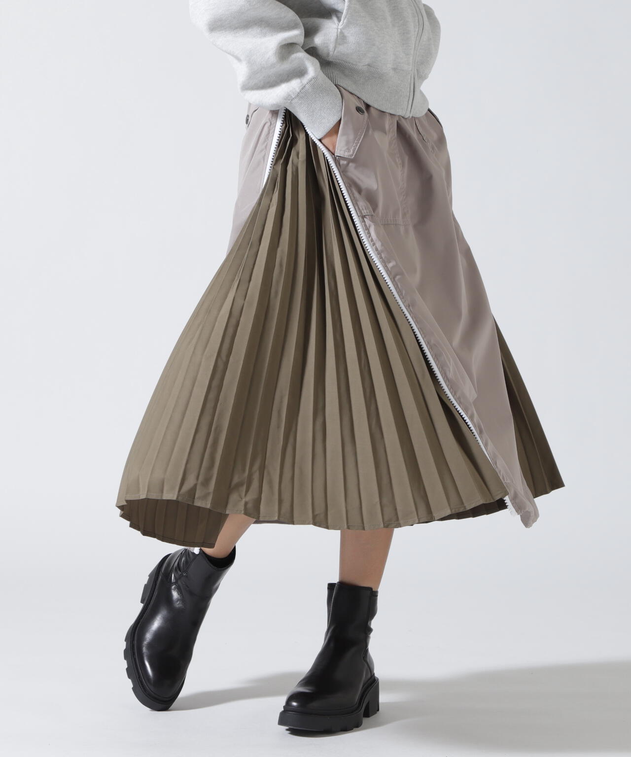 DROIT BELLO（ドロイトベロ）サイドZIPプリーツスカート