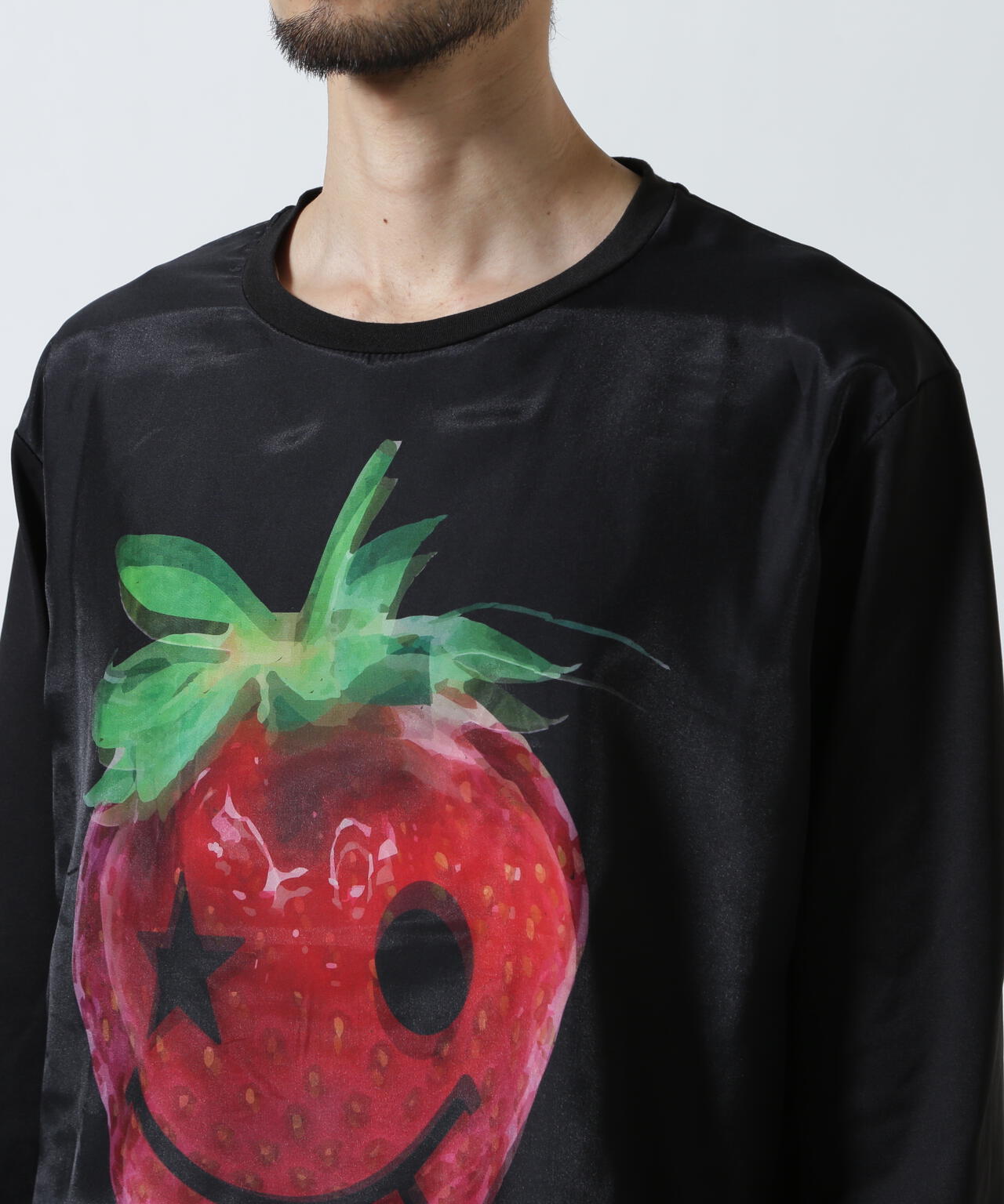 maxsix(マックスシックス）BERRY HAPPY 3D L/S TEE