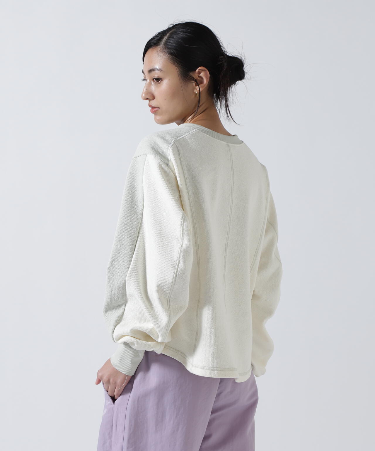 AULA AILA（アウラ アイラ）別注２WAYキーネックプルオーバー