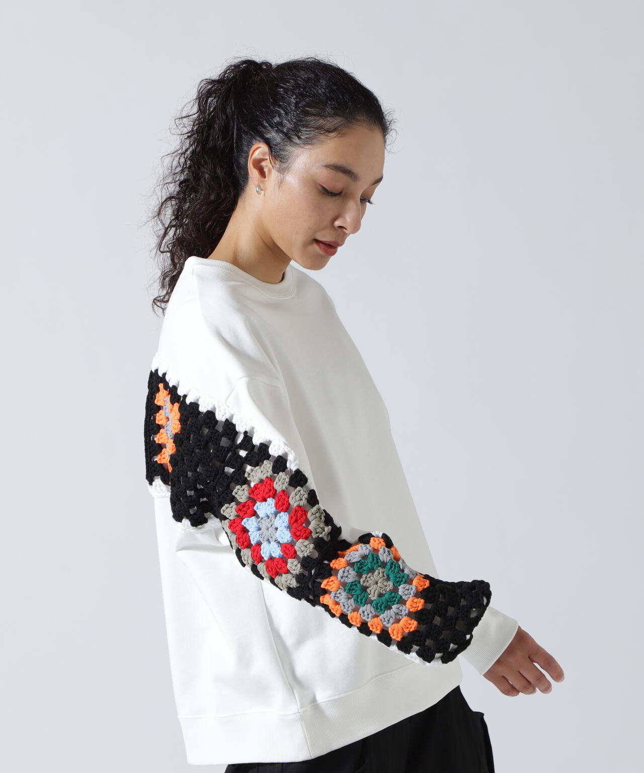 DISCOVERED(ディスカバード) 別注 CROCHET SLEEVE SWEAT WOMEN