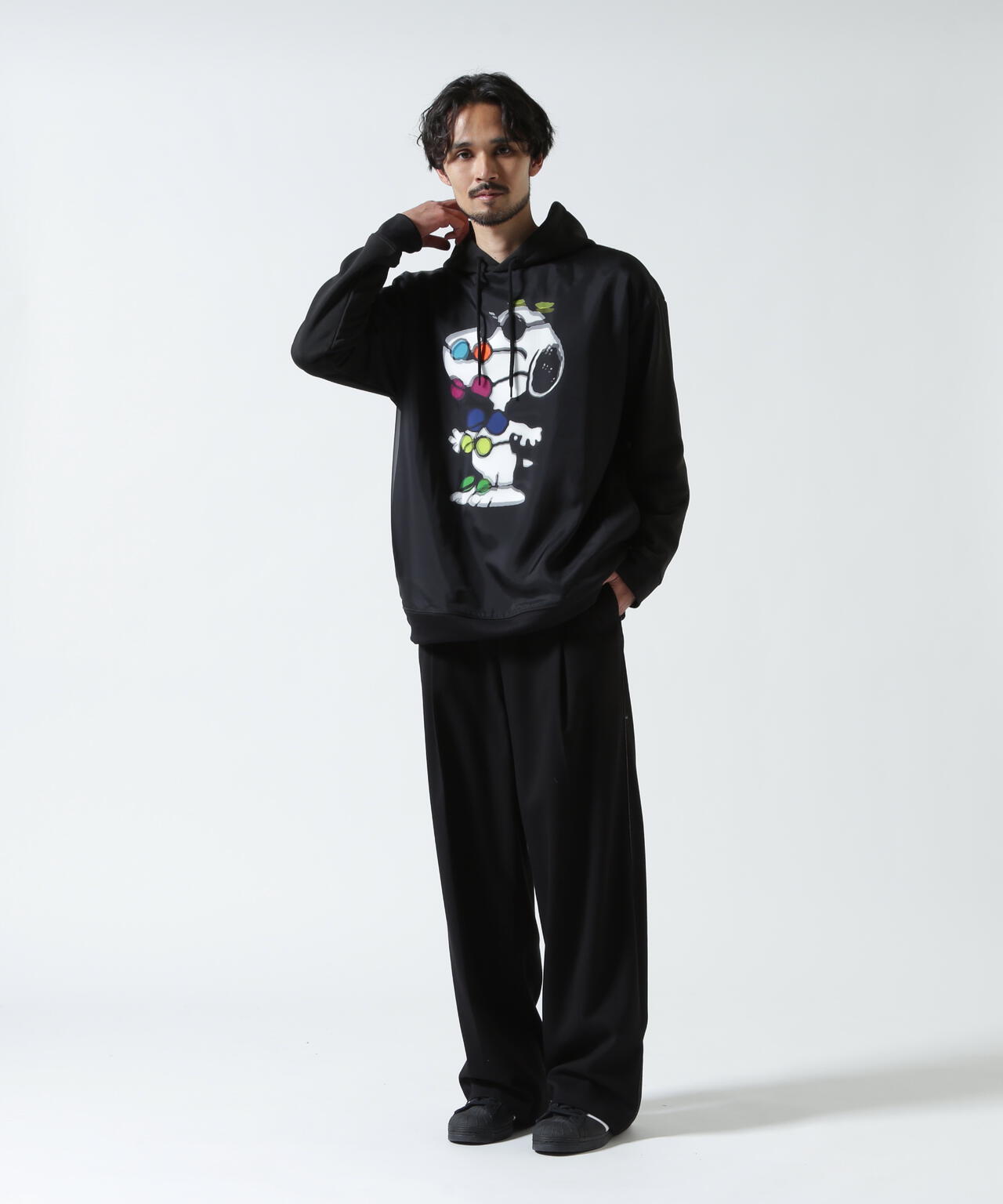 maxsix(マックスシックス）SUNGLASS SNOOPY PARKA 3D パーカー