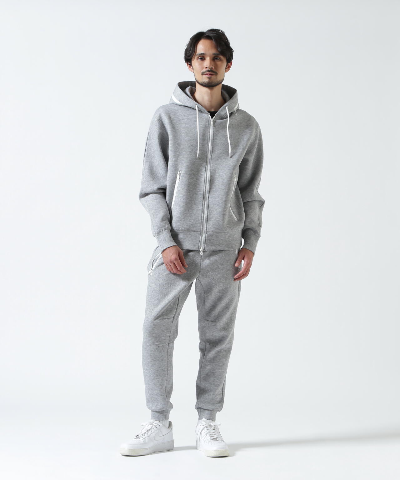 PIUORO(ピウオロ)CARDBOARD ZIP HOODIE