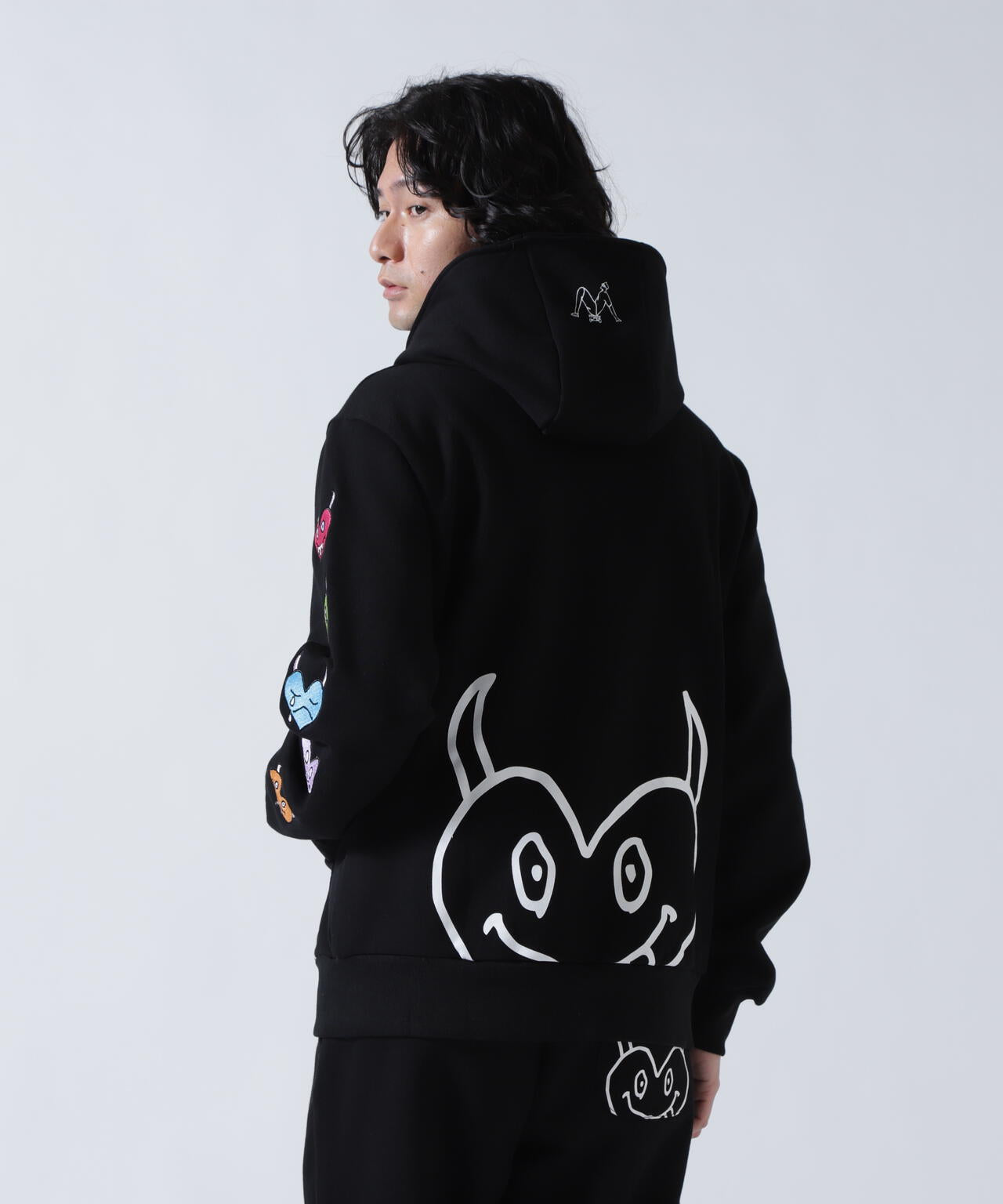 maxsix(マックスシックス）ONI HEART ZIP PARKA