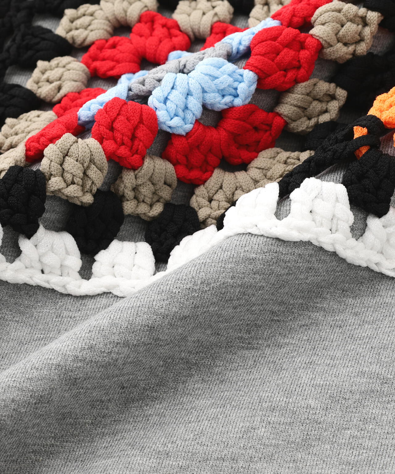 DISCOVERED(ディスカバード) 別注CROCHET SLEEVE SWEAT(UNISEX)