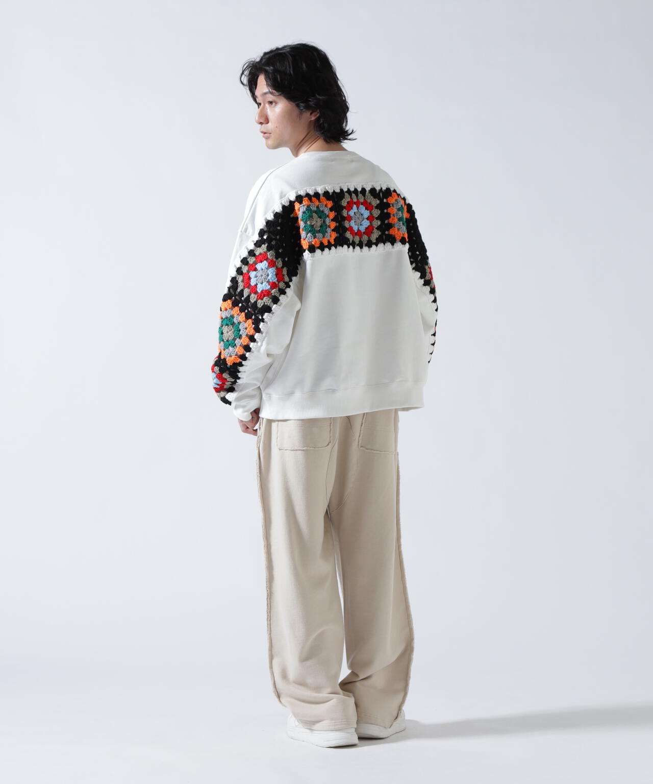 DISCOVERED(ディスカバード) 別注CROCHET SLEEVE SWEAT(UNISEX)