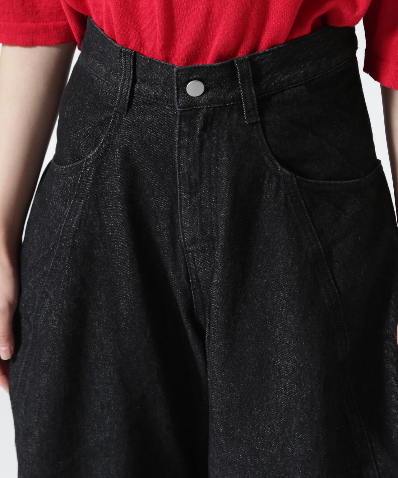 Knuth Marf（クヌースマーフ）tuck design denim pants