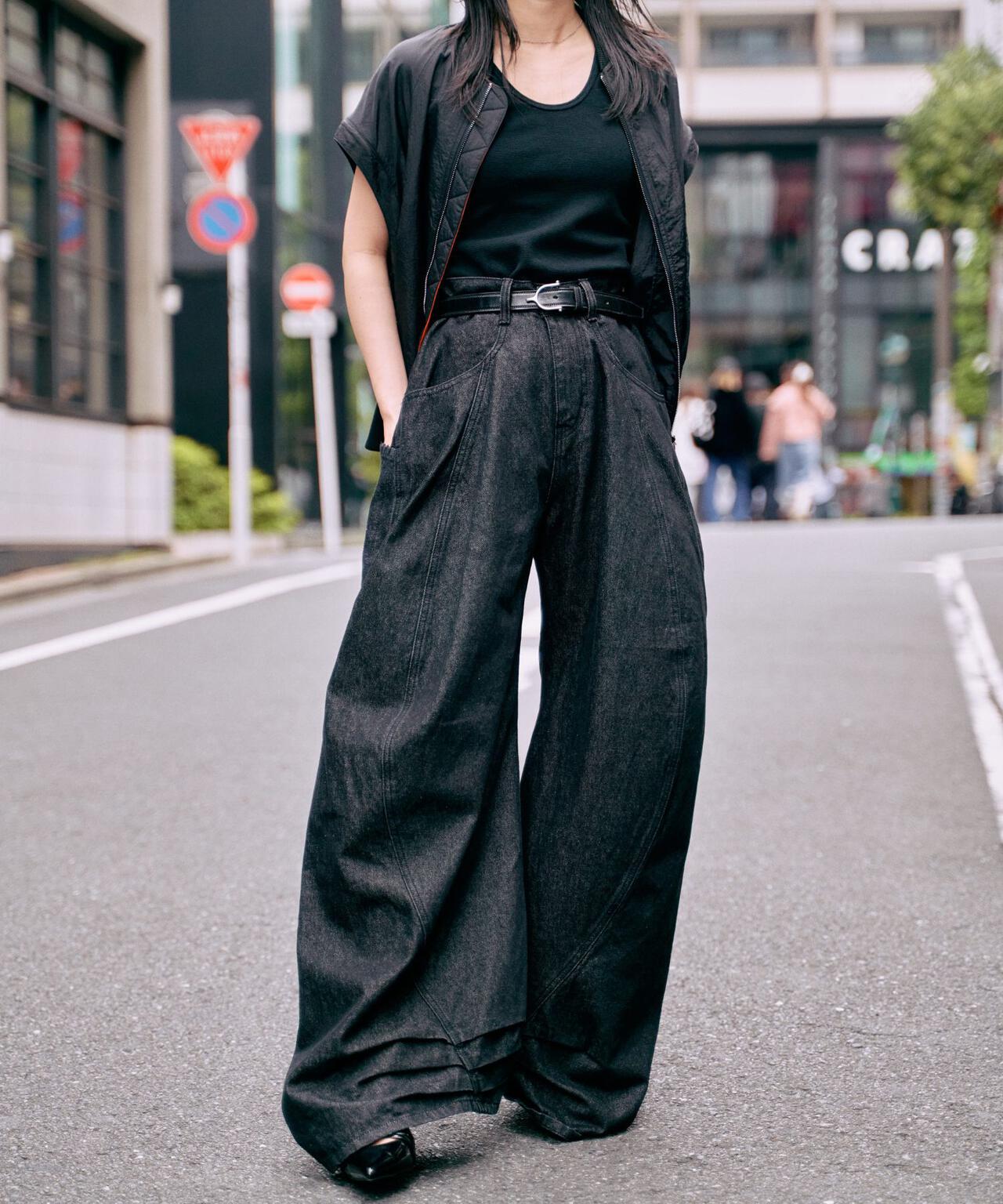 Knuth Marf（クヌースマーフ）tuck design denim pants