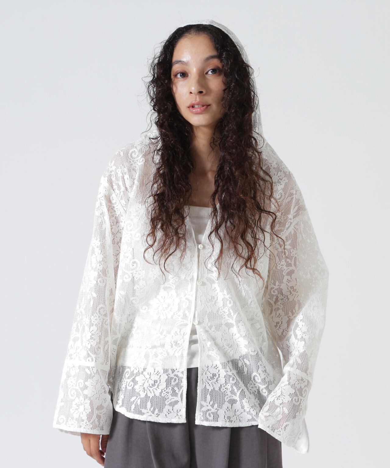 YENN（イエン）PORTABLE LACE HOODIE