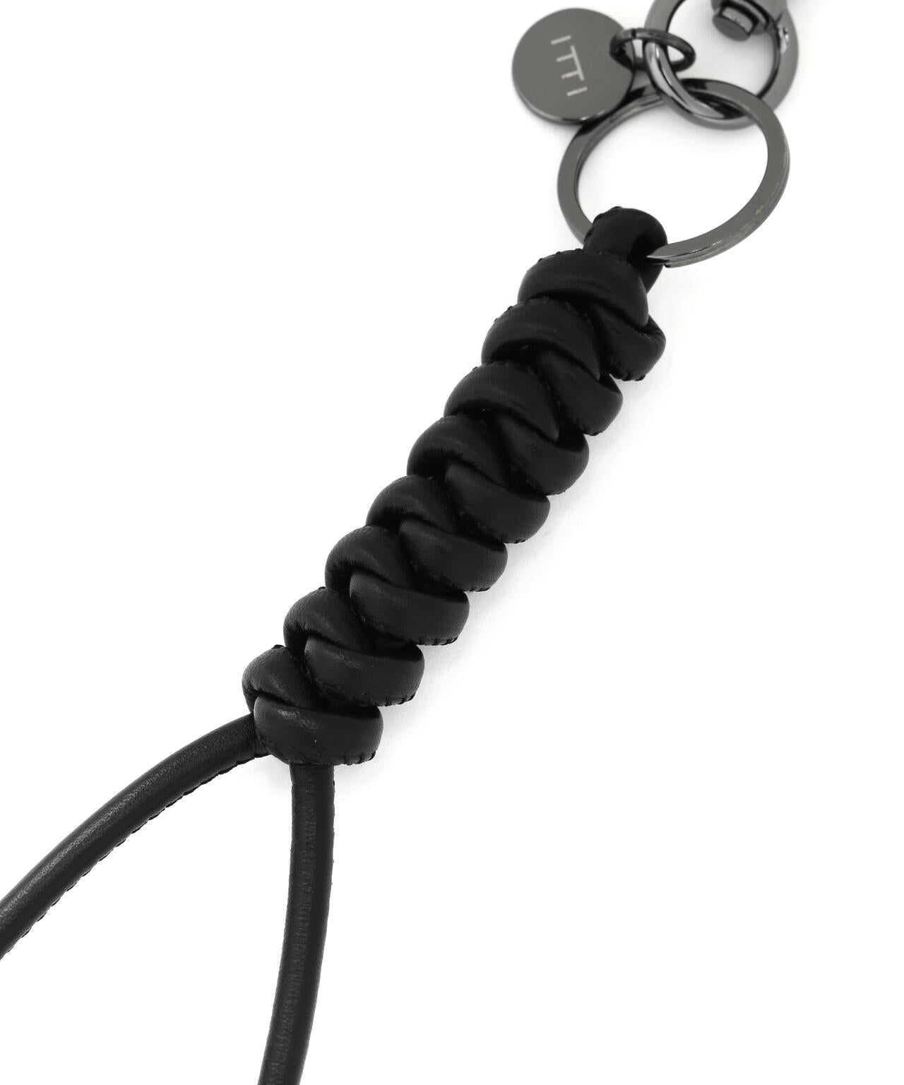 ITTI/イッチ/CRISTY SNAKE KNOT CHARM BK / STCOW