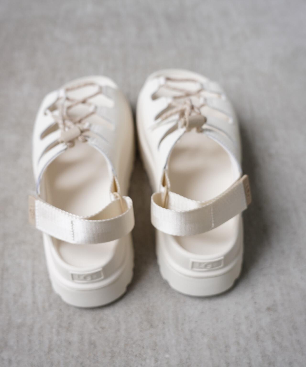 UGG（アグ）GoldenGlow Toggle