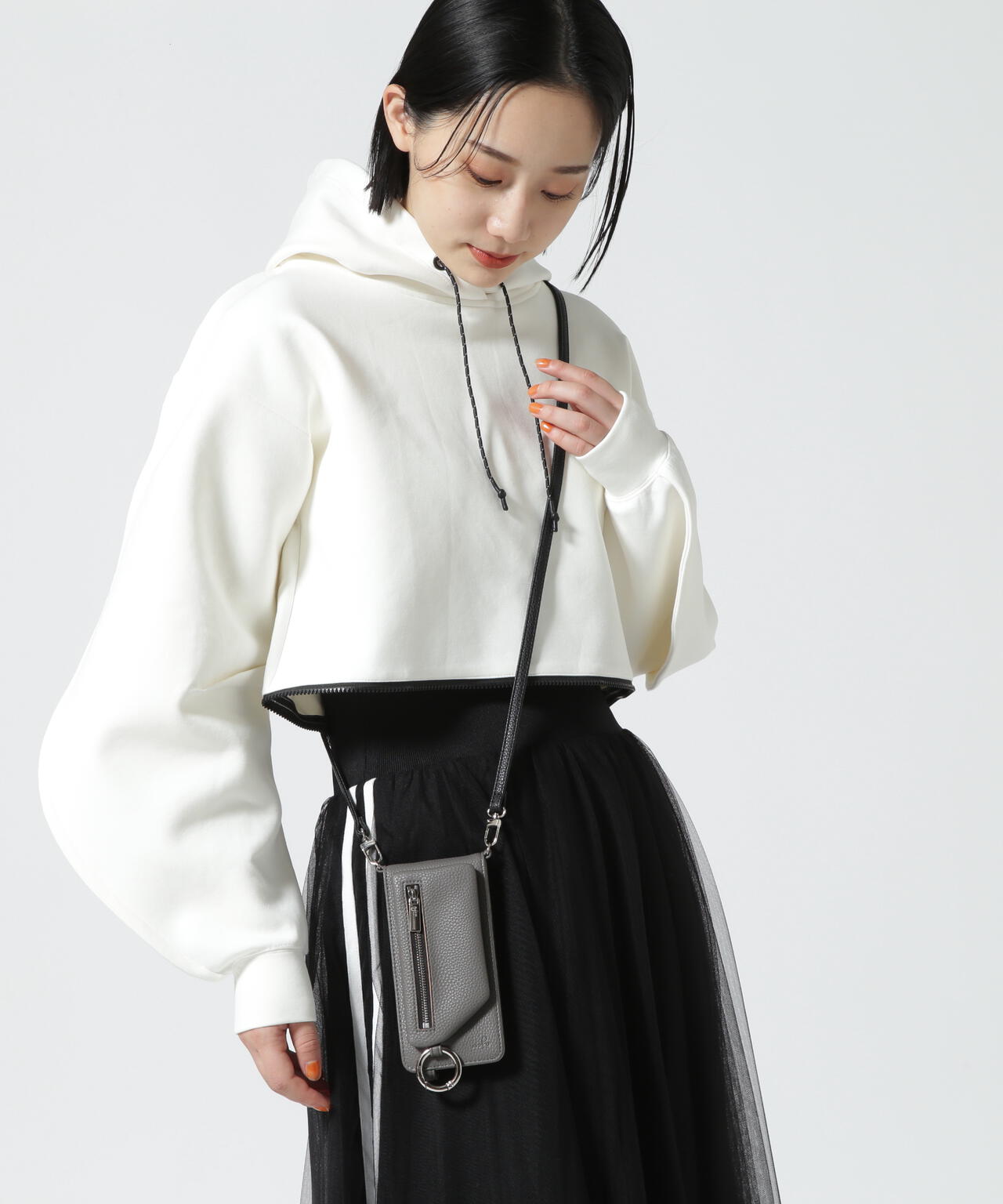 ajew/エジュー/【ひも付き マルチ対応 Mサイズ】zipphone case shoulder