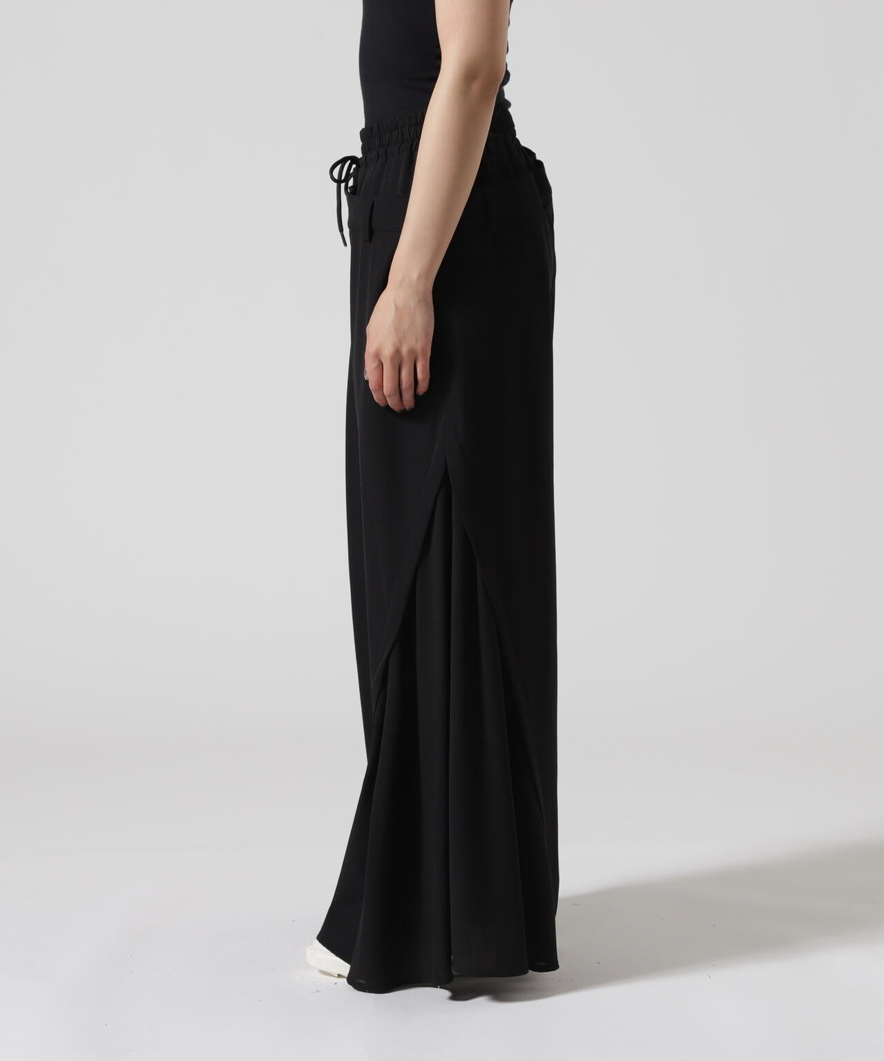 AULA AILA/アウラアイラ/別注 ASYMMETRY COLOR PANTS