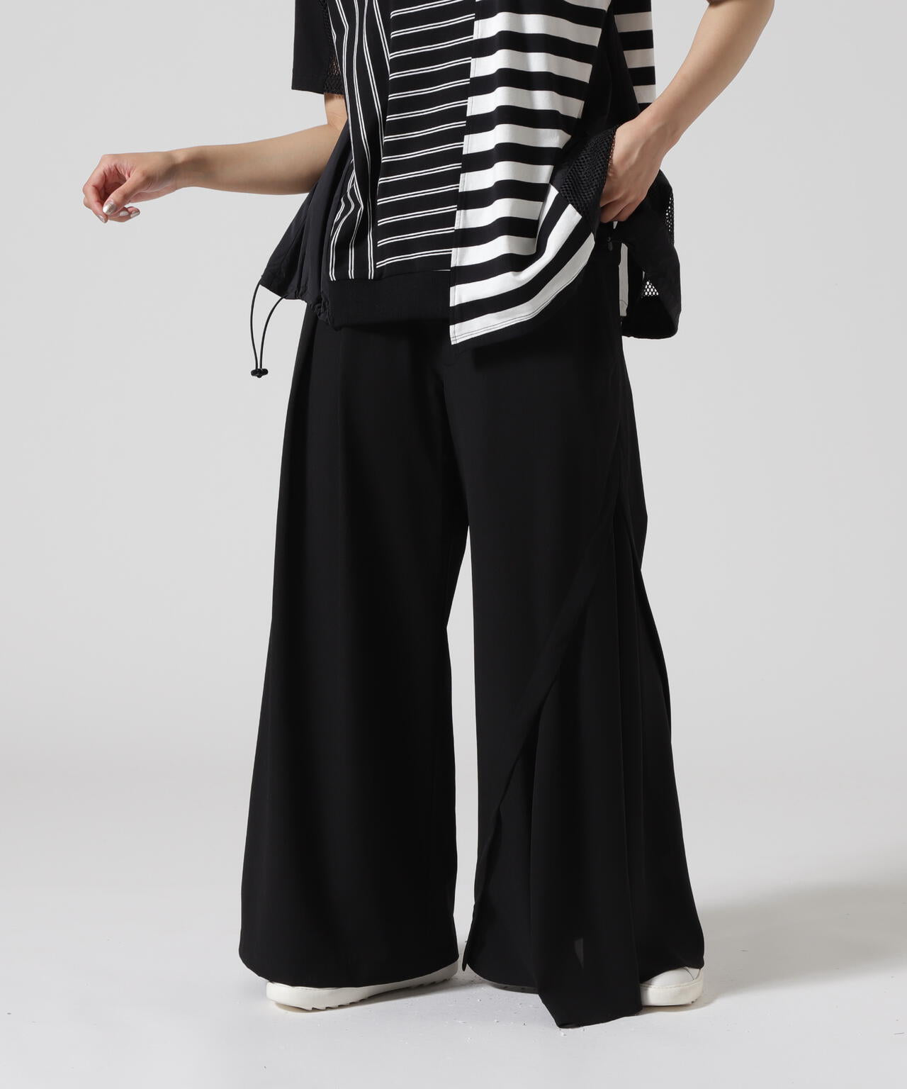 AULA AILA/アウラアイラ/別注 ASYMMETRY COLOR PANTS
