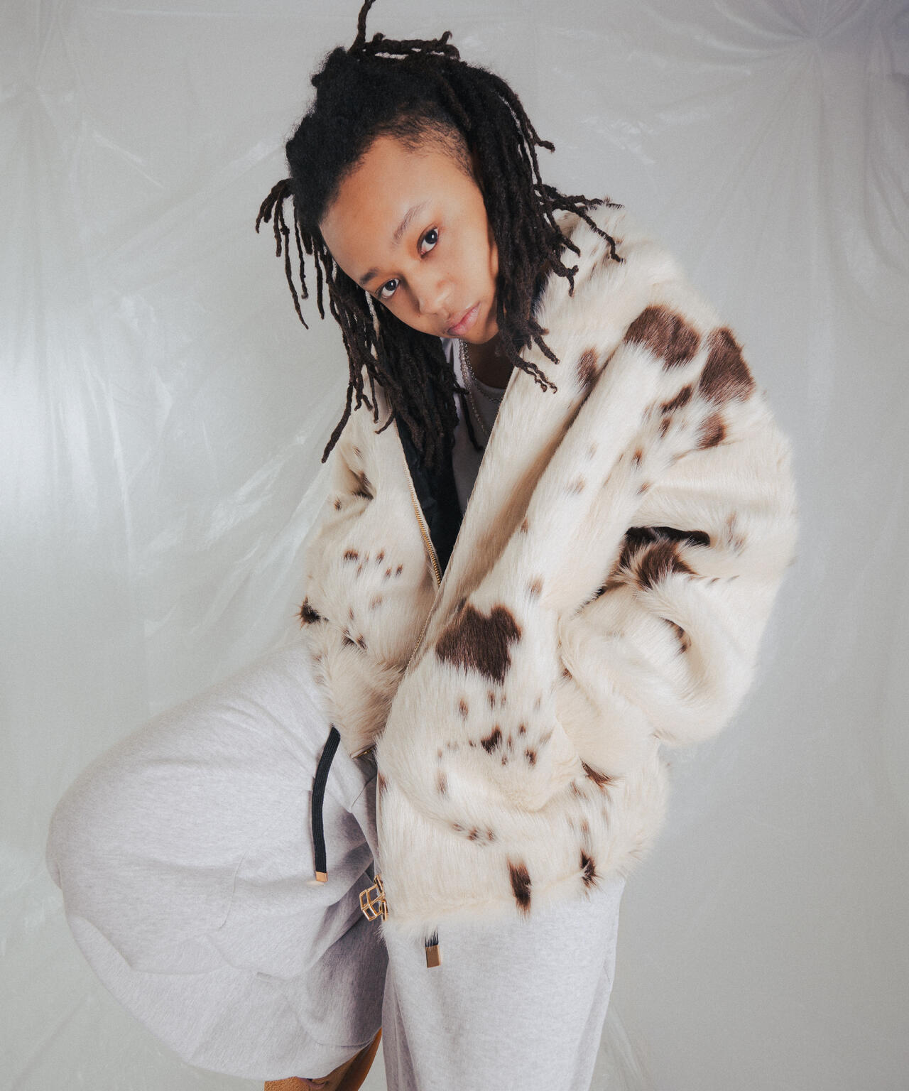 FR(13)NDS/フレンズ/FAKE FUR HOOD BLOUSON