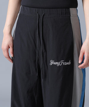 Height 178  Chest 92  Waist 76  hips 95  Shoes 27.0 着用サイズ：L