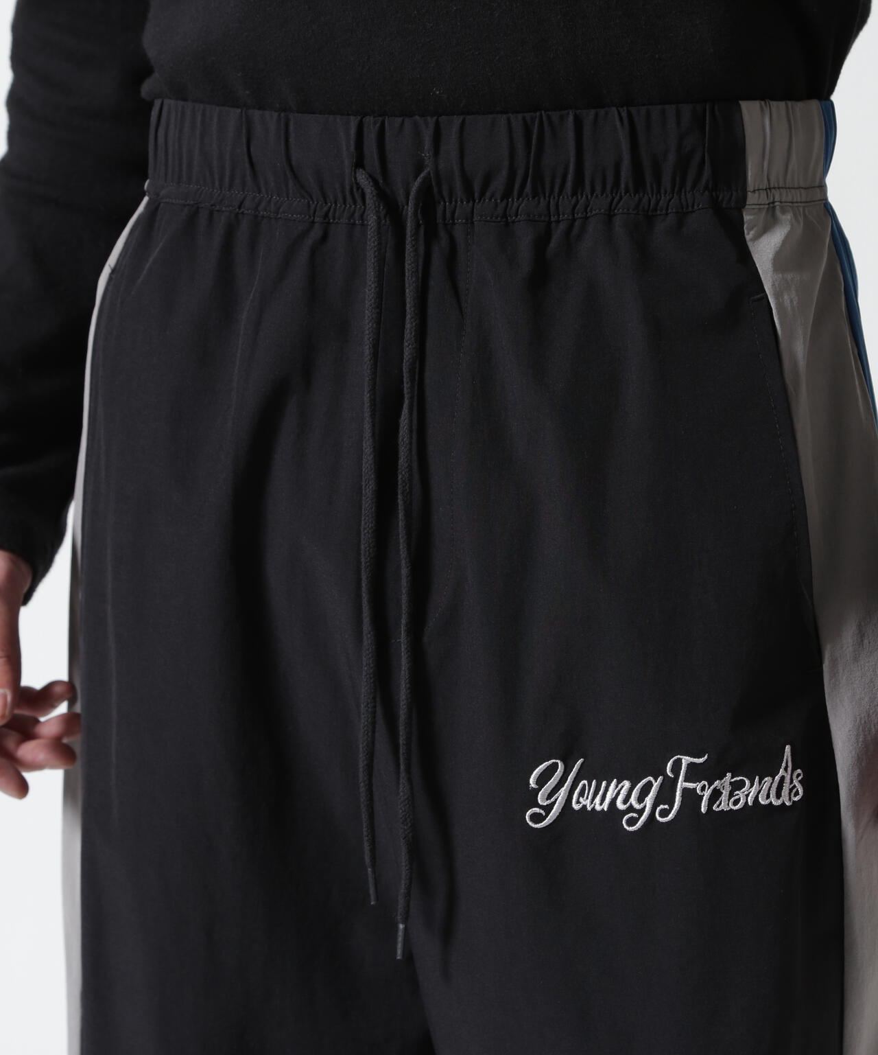 FR(13)NDS/フレンズ/NYLON TRACK PANTS