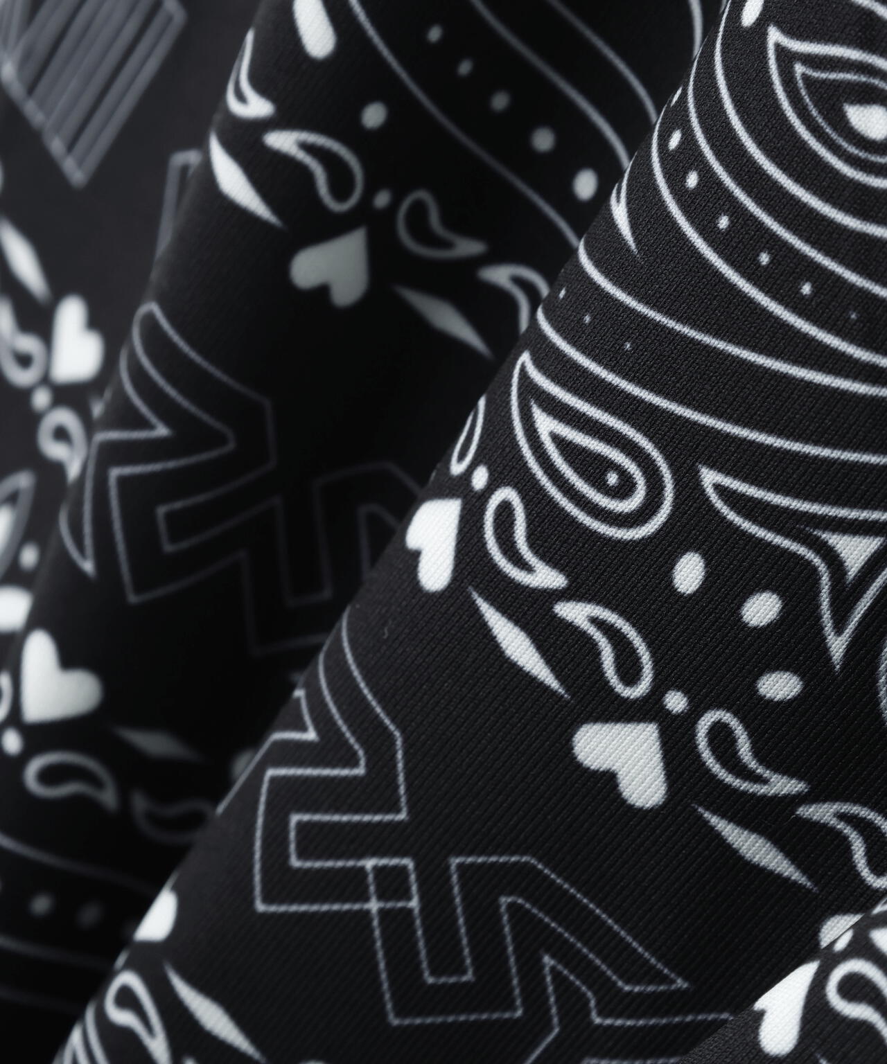 SY32 by SWEET YEARS/RASH GUARD GRAPHIC SHORT PT