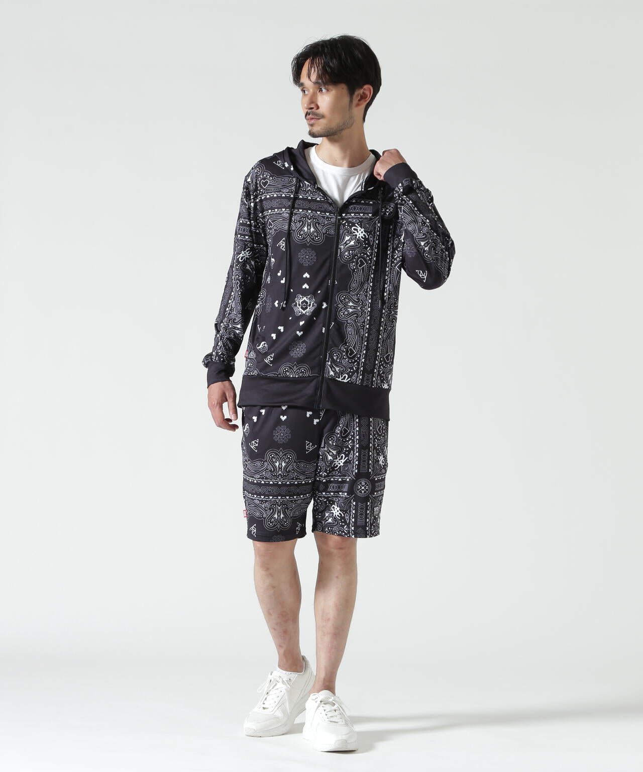 SY32 by SWEET YEARS/RASH GUARD GRAPHIC SHORT PT