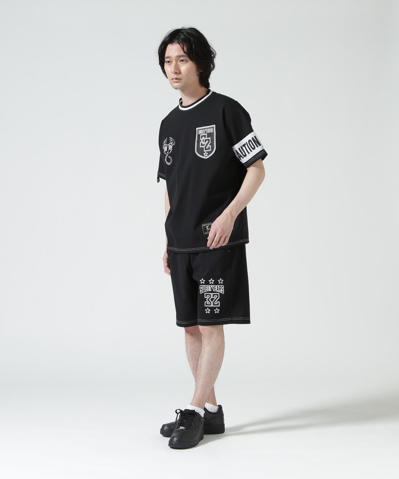 177cm B:81 W:72 H:88 着用サイズ：L