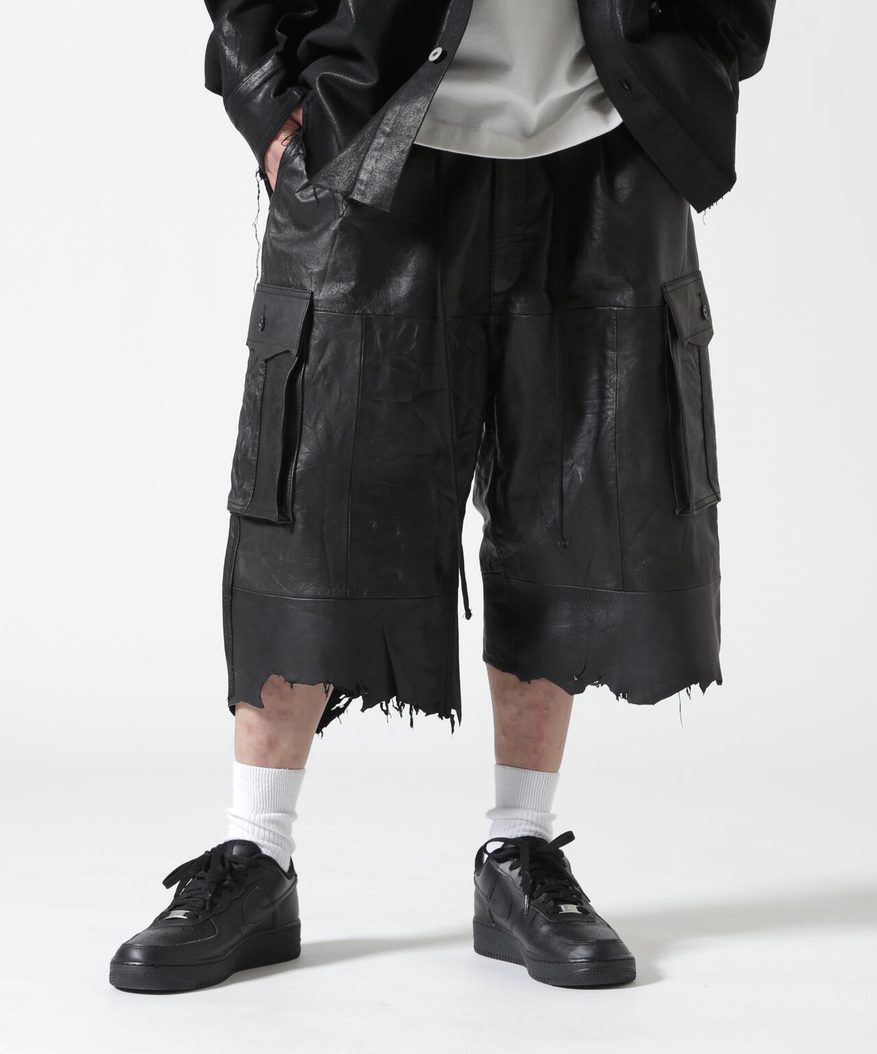 FR(13)NDS/フレンズ/REPRO-LEATHER　CARGO　SHORTS