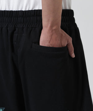 Height 178  Chest 92  Waist 76  hips 95  Shoes 27.0 着用サイズ：L