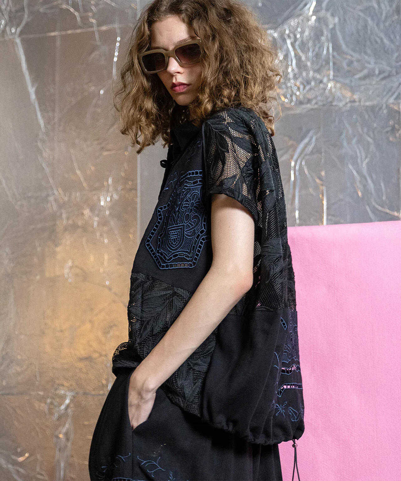 AULA AILA/アウラアイラ/CUTWORK EMBROIDERED SHIRT