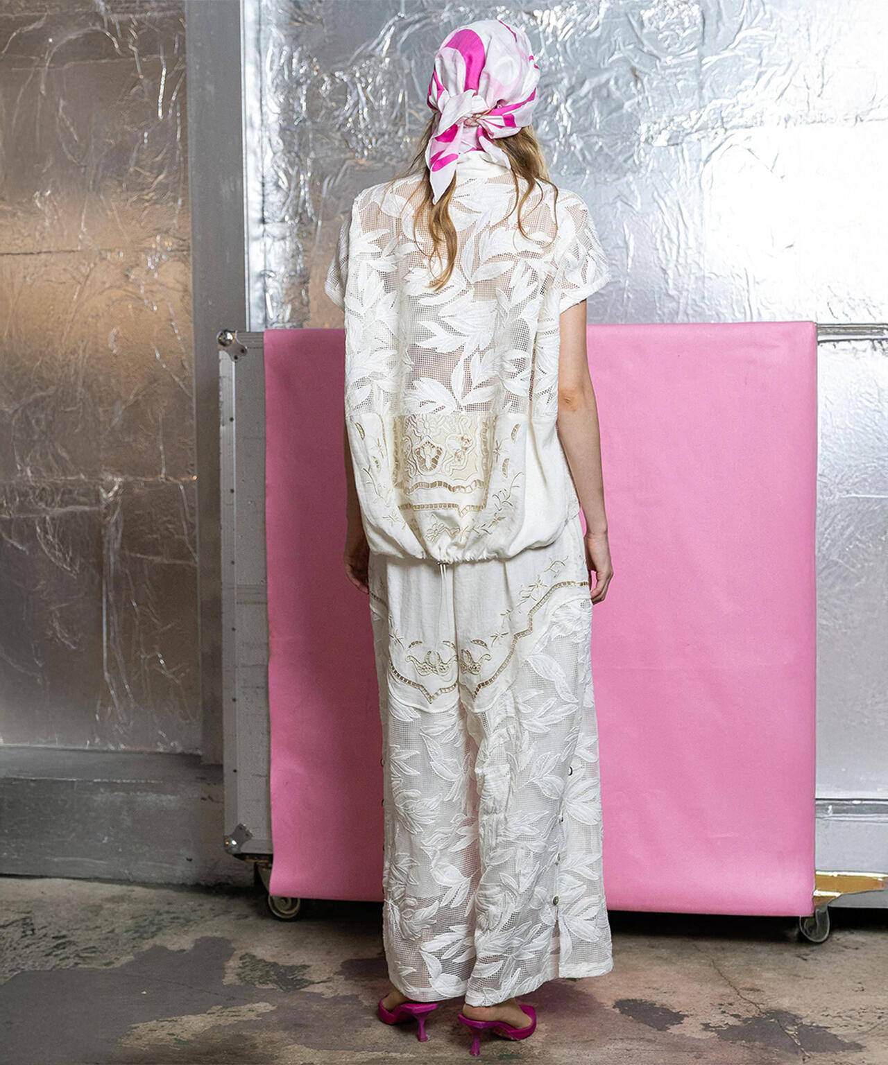 AULA AILA/アウラアイラ/CUTWORK EMBROIDERED SHIRT