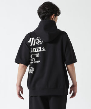 Height 178  Chest 92  Waist 76  hips 95  Shoes 27.0 着用サイズ：L