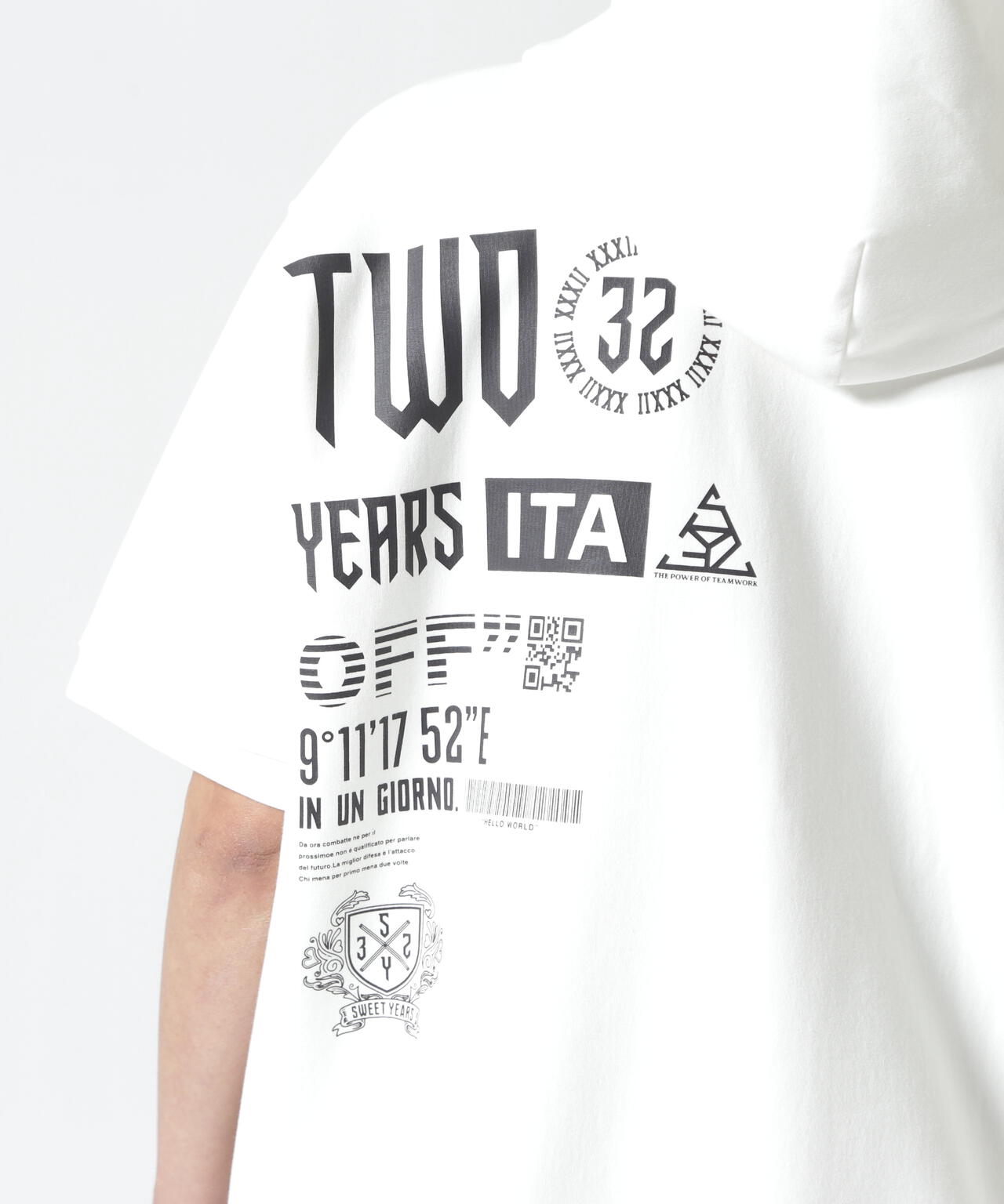 Height 178  Chest 92  Waist 76  hips 95  Shoes 27.0 着用サイズ：L
