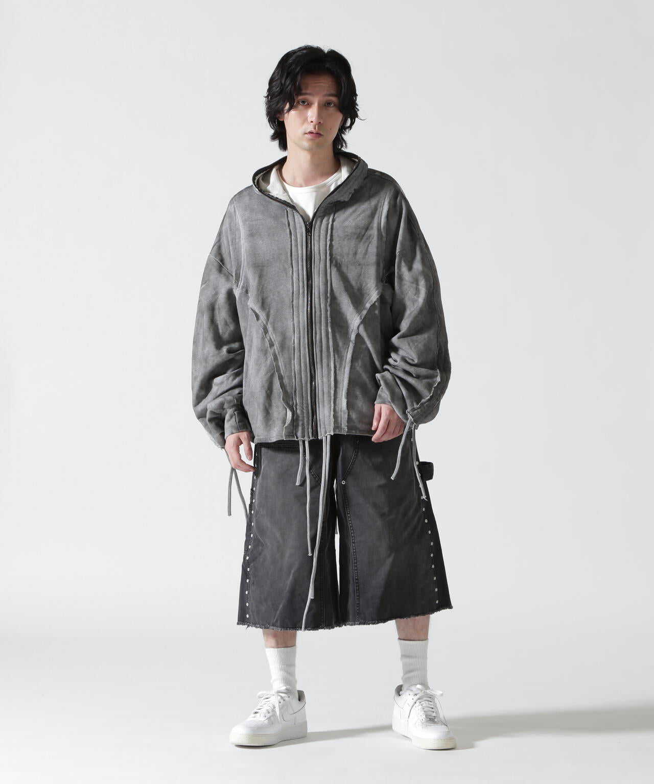177cm B:81 W:72 H:88 着用サイズ：L