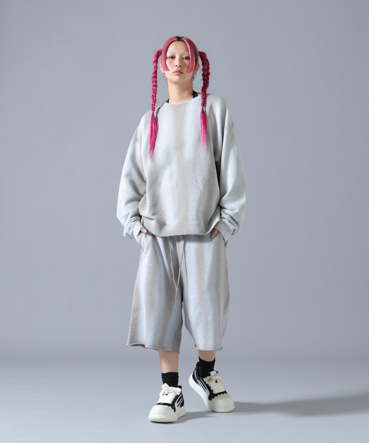 FR(13)NDS/フレンズ/STONE SW CREWNECK
