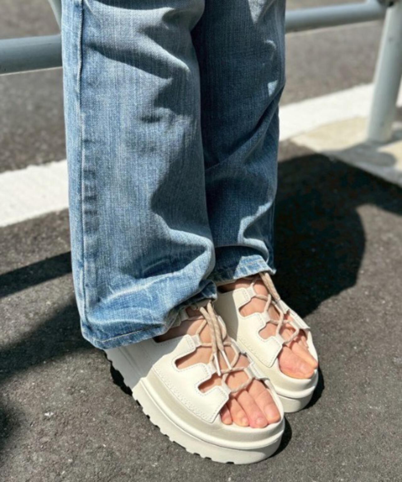 UGG/アグ/GOLDENGLOW TOGGLE