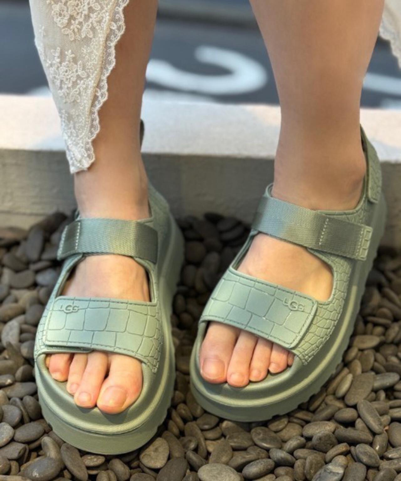 UGG/アグ/GoldenGlow Embossed/ゴールデングロウ エンボスト
