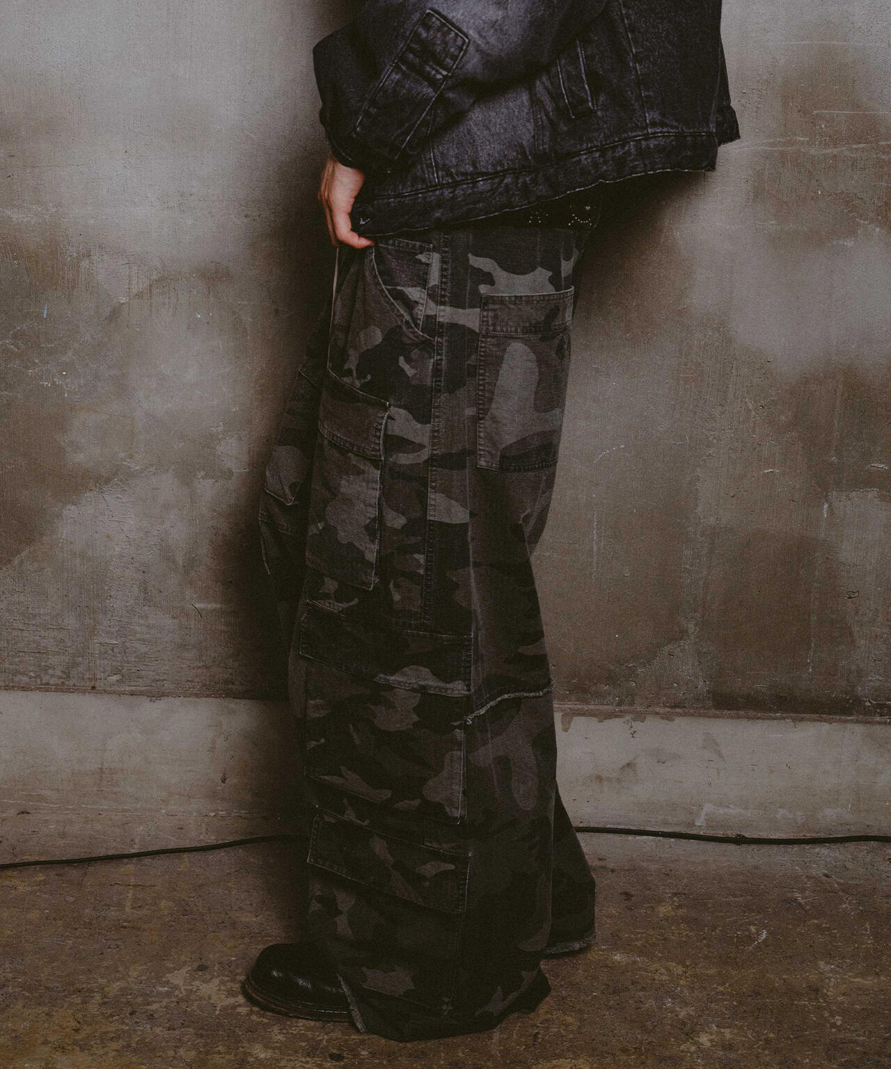 FR(13)NDS/フレンズ/DOUBLE WAIST CARGO PANTS