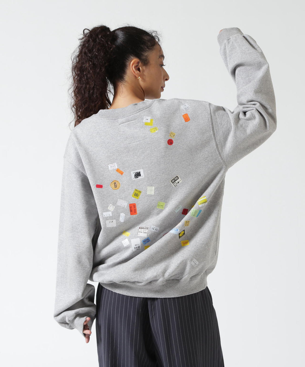 Maison MIHARAYASUHIRO/メゾン ミハラヤスヒロ/PRICE TAG STICKER PRINTED SWEATSHIRT