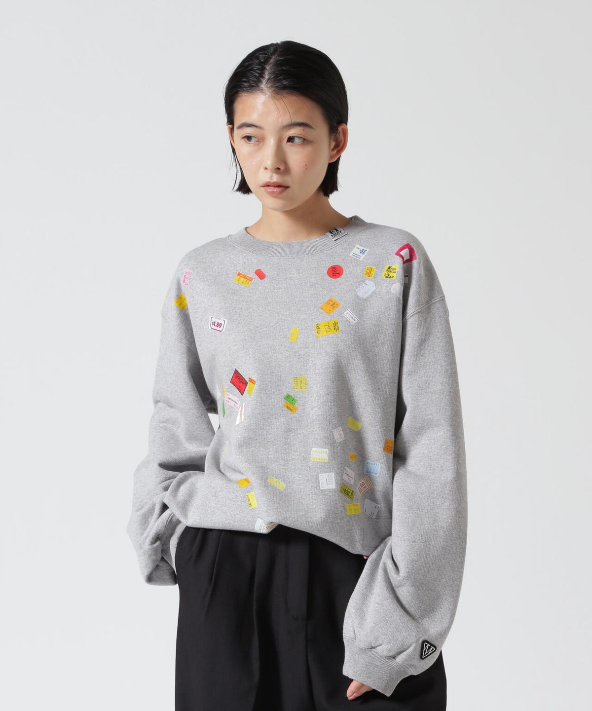 Maison MIHARAYASUHIRO/メゾン ミハラヤスヒロ/PRICE TAG STICKER PRINTED SWEATSHIRT