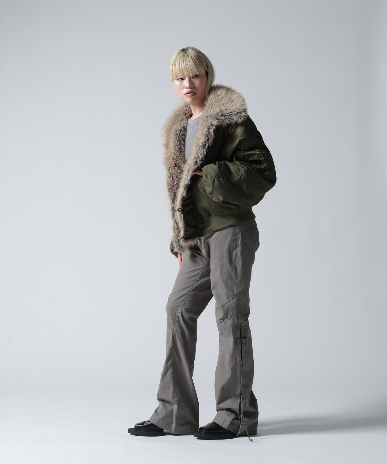 FR(13)NDS/フレンズ/REVERSIBLE FUR NYLON BLOUSON