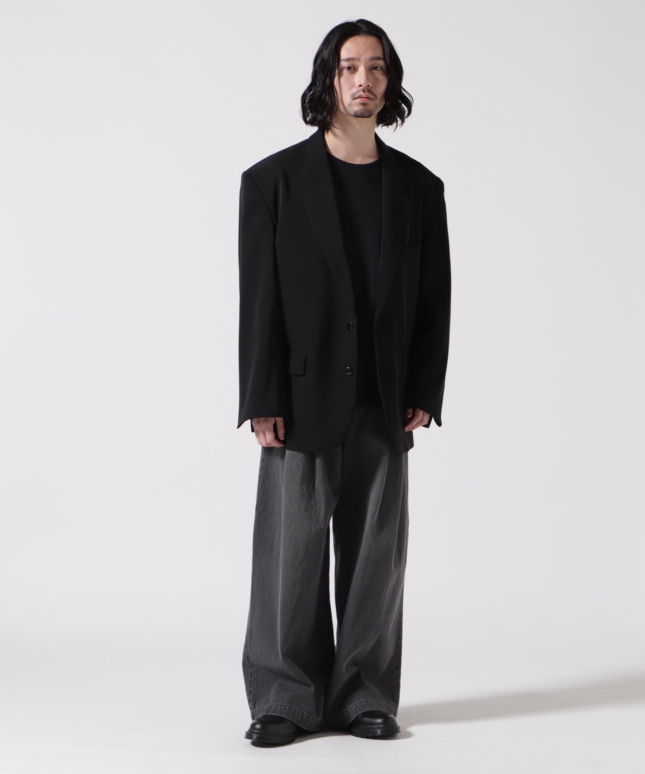 Toironier/トワロニエ/2tuck wide denim pants