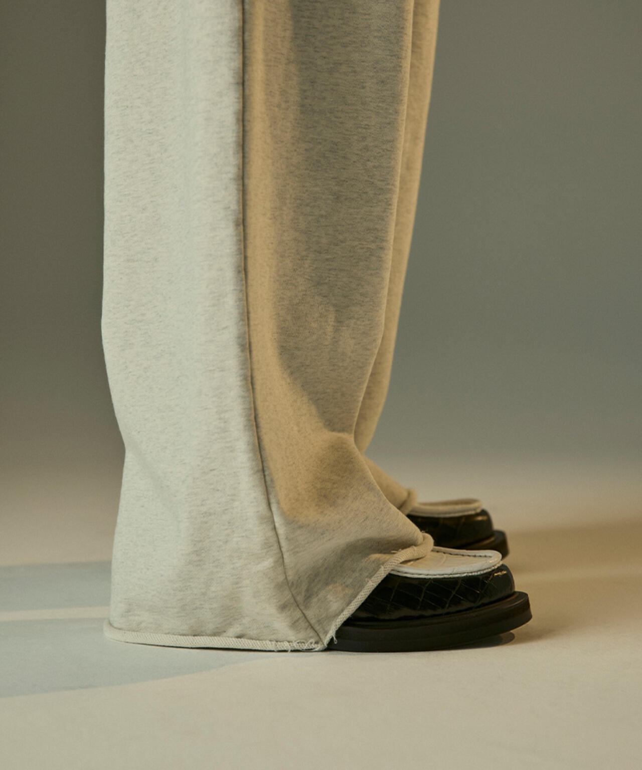 Toironier/トワロニエ/2Tuck Sweat Pants