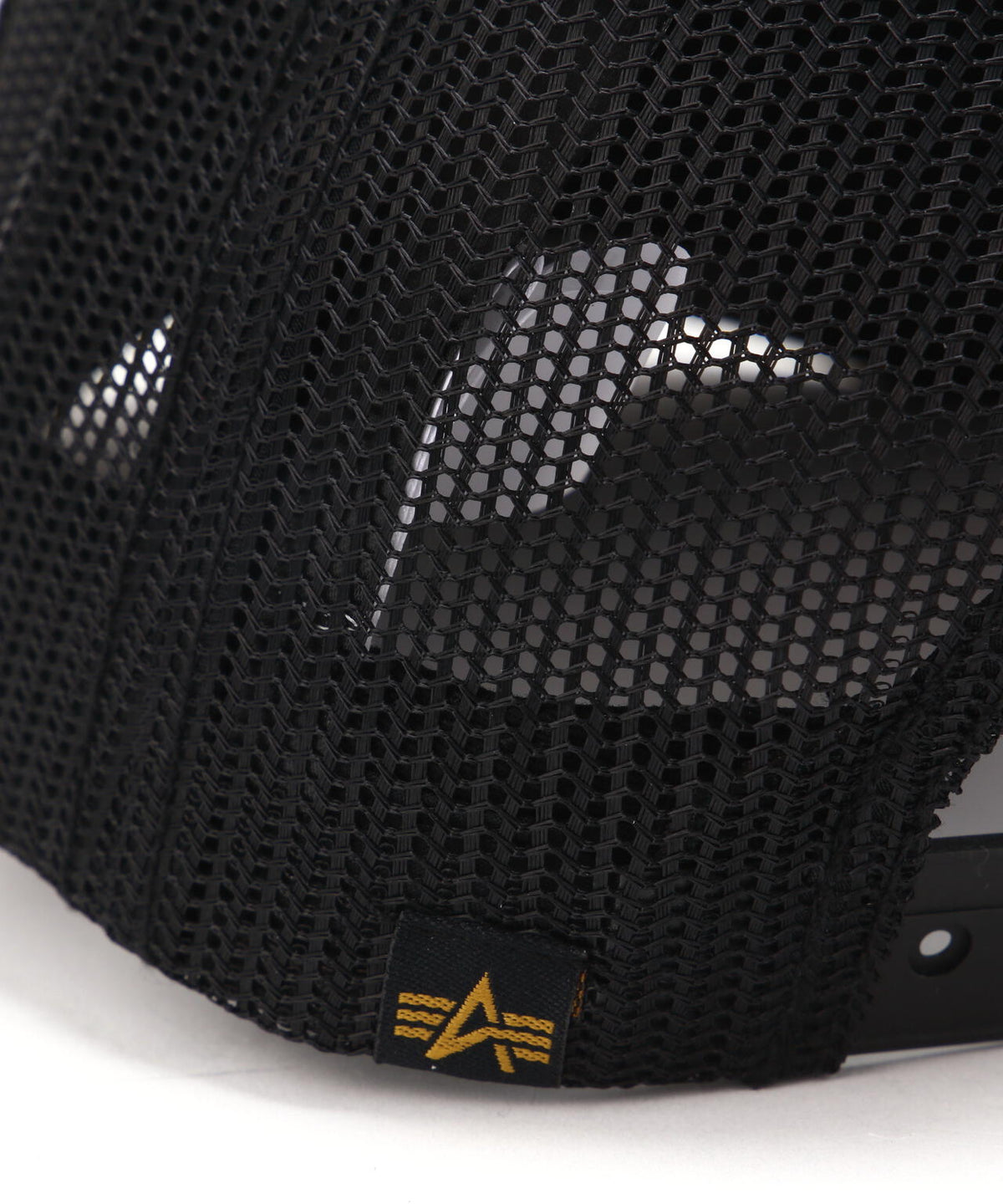 Alpha Label Trucker Cap / アルファ ラベル トラッカーキャップ