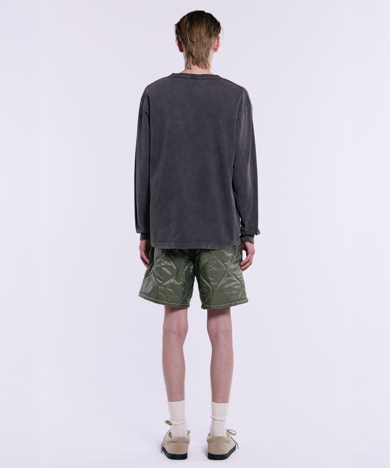 RELAXED QUILTED SHORT